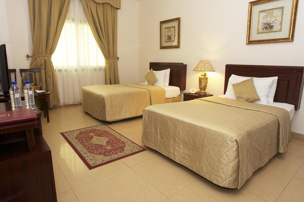 Safeer Plaza Hotel Маскат Екстер'єр фото
