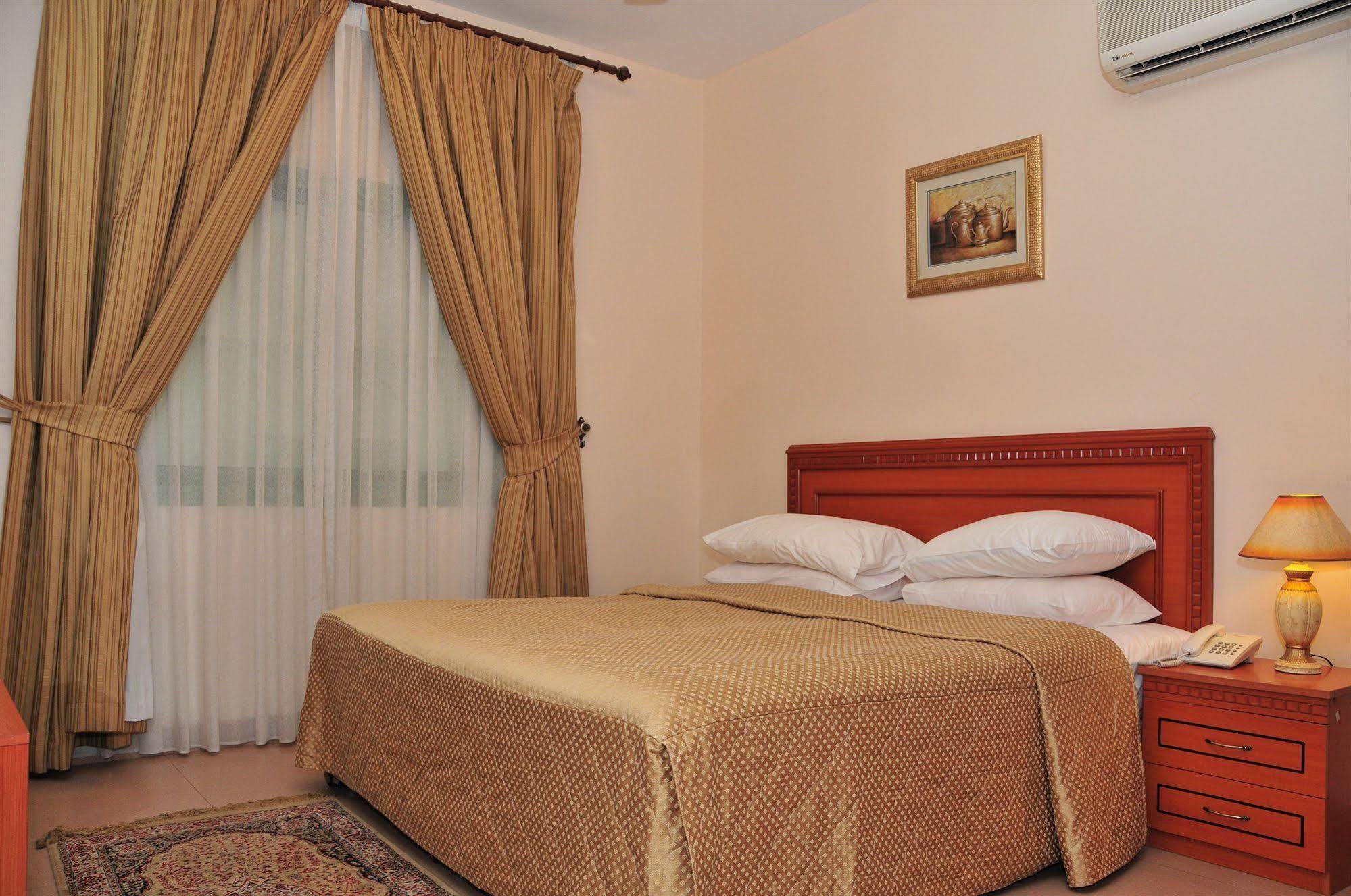 Safeer Plaza Hotel Маскат Номер фото